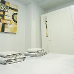 Apartmán Quiet Couples Apt, 10 Min Walk To Beach, Shopping & Dining District, 50m Hospital, Wifi Las Palmas de Gran Canaria